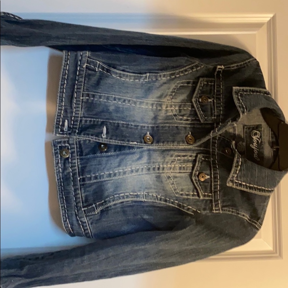 Women’s jean jacket